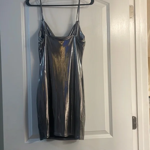 Metallic silver body con dress size is medium only worn twice - Picture 2 of 3